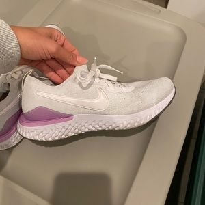 Womens Nike Epic React Flyknit - Size 9.5